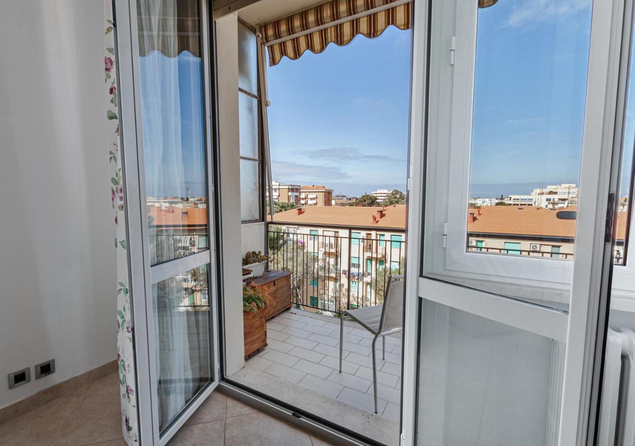 Luxury House Near Train Station Apartment Livorno Exterior foto